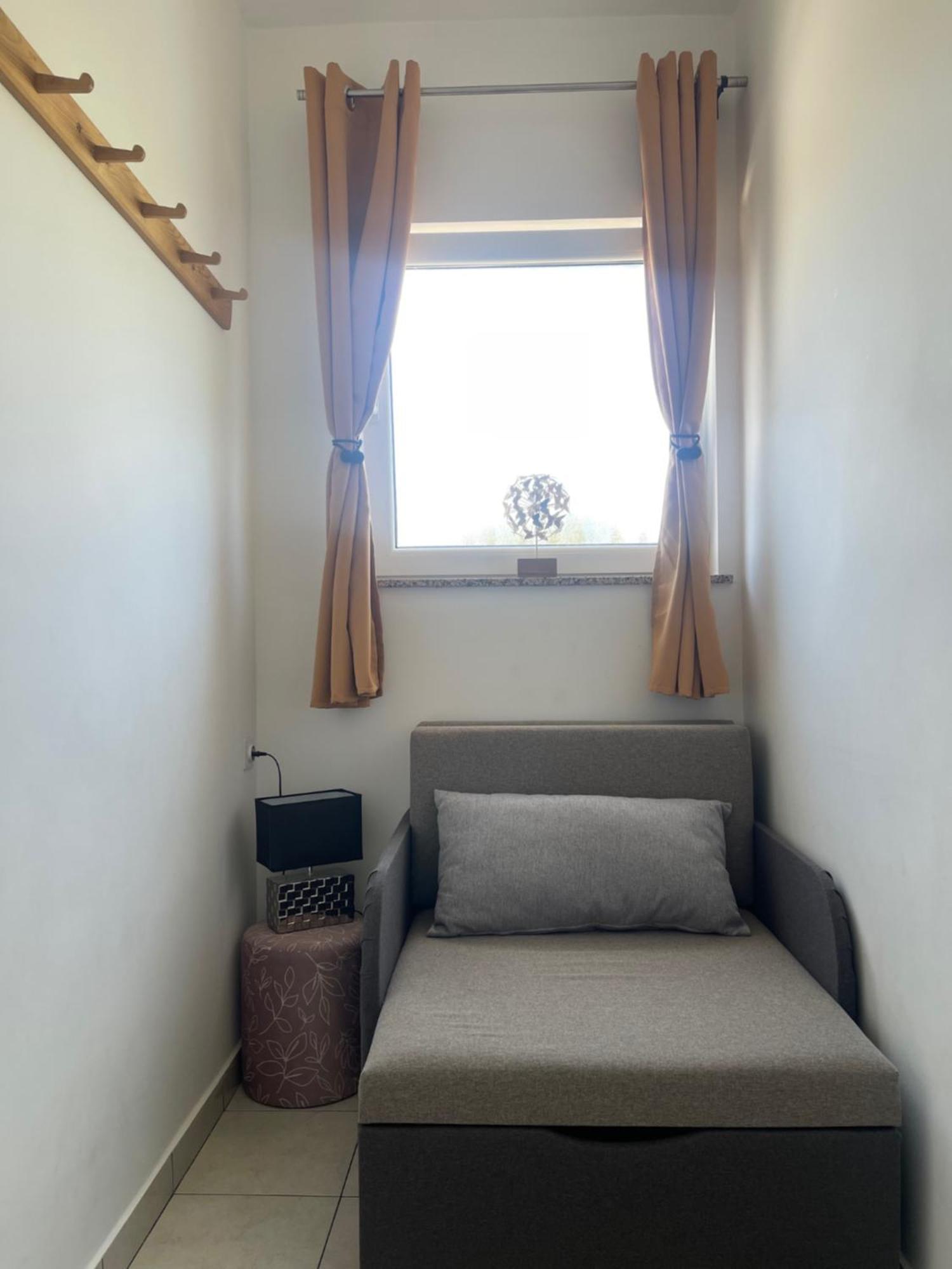 Rab Island Apartmets - Palit Rab Town Ngoại thất bức ảnh