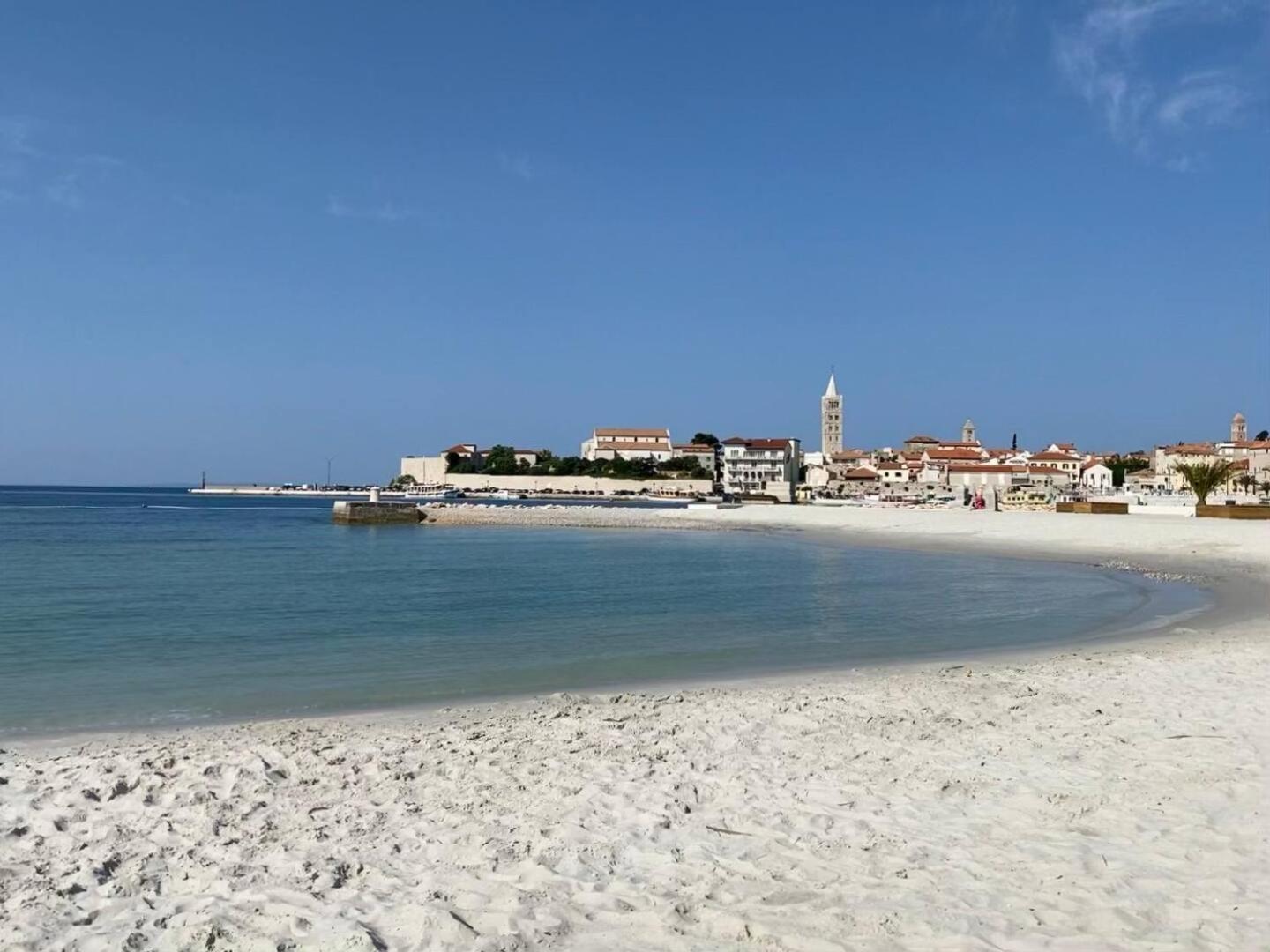Rab Island Apartmets - Palit Rab Town Ngoại thất bức ảnh