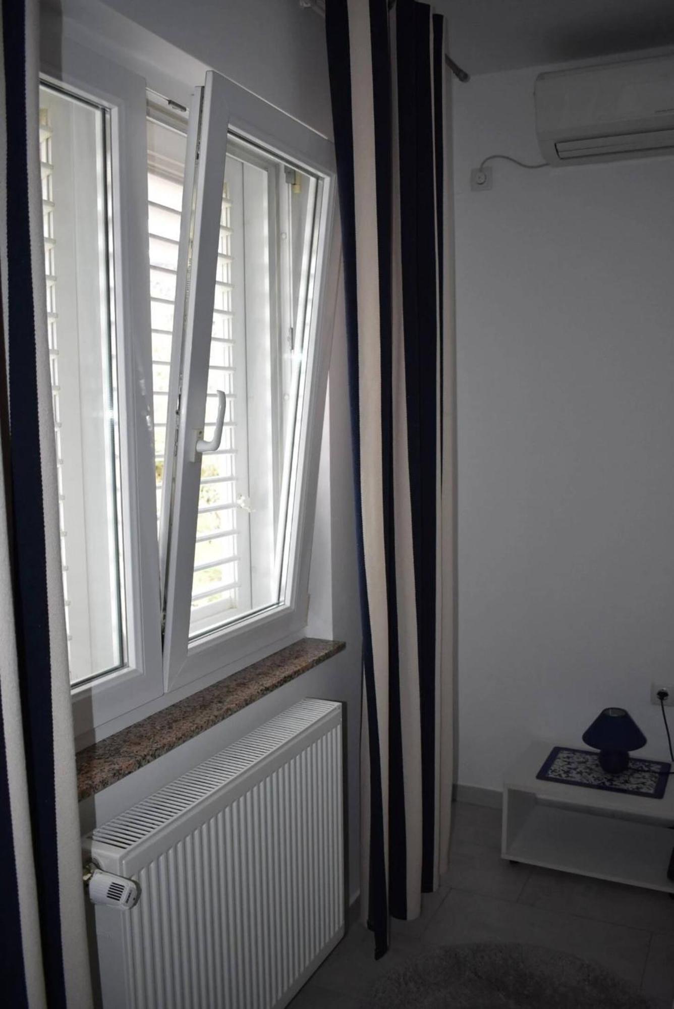 Rab Island Apartmets - Palit Rab Town Ngoại thất bức ảnh